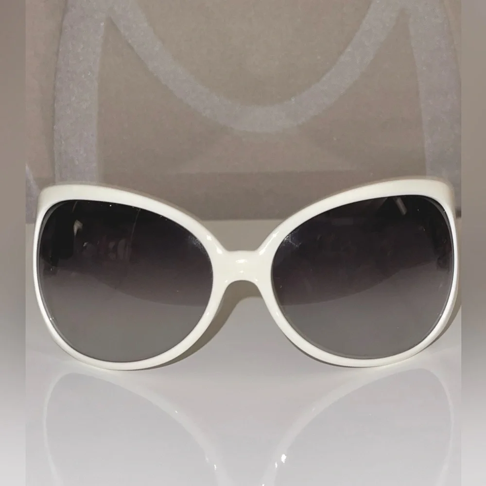 Dolce & Gabbana stylish oversized